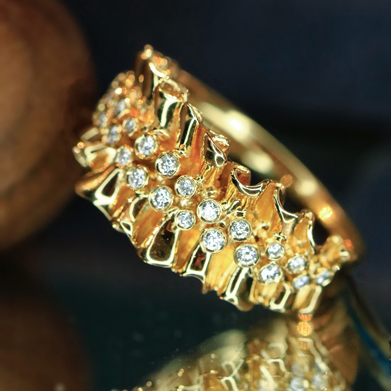 Aazuo Vintage Jewely 18K Yello - đánh giá và giá Luxury Lifestyle Girl